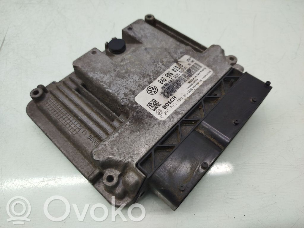 Skoda Fabia Mk2 (5J) Unitate control motor/modul ECU 