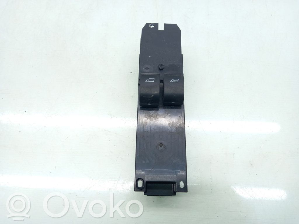 Ford Tourneo Przyciski szyb 