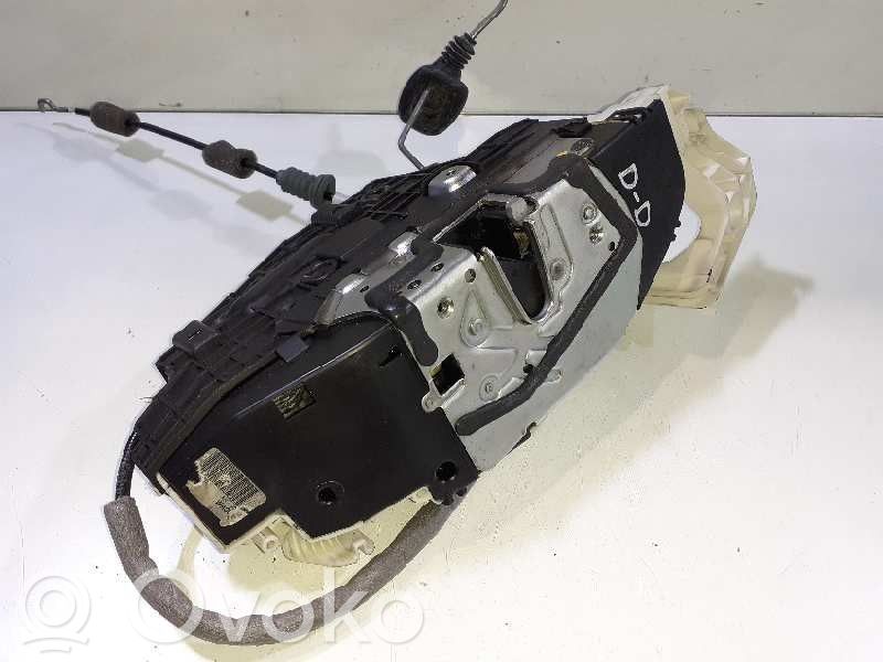 Mercedes-Benz Sprinter W906 Serratura portiera anteriore