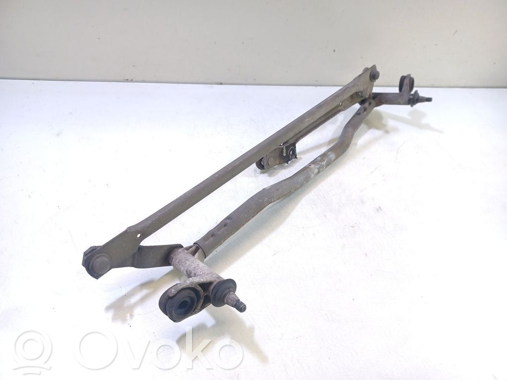 Audi A3 S3 8L Front wiper blade arm 