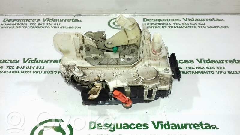 Dodge Caliber Durų spyna (dvidurio) 