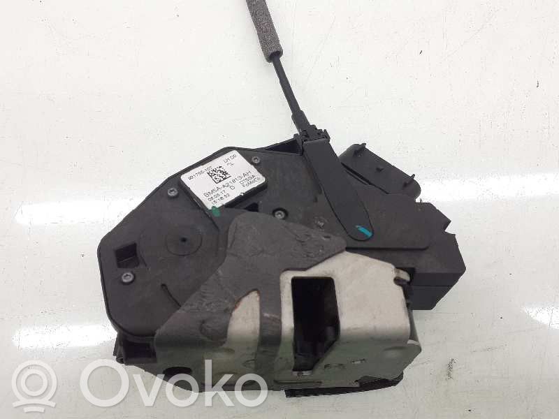 Priekšpusē slēdzene   2070970,BM5AA21813AH,921755107