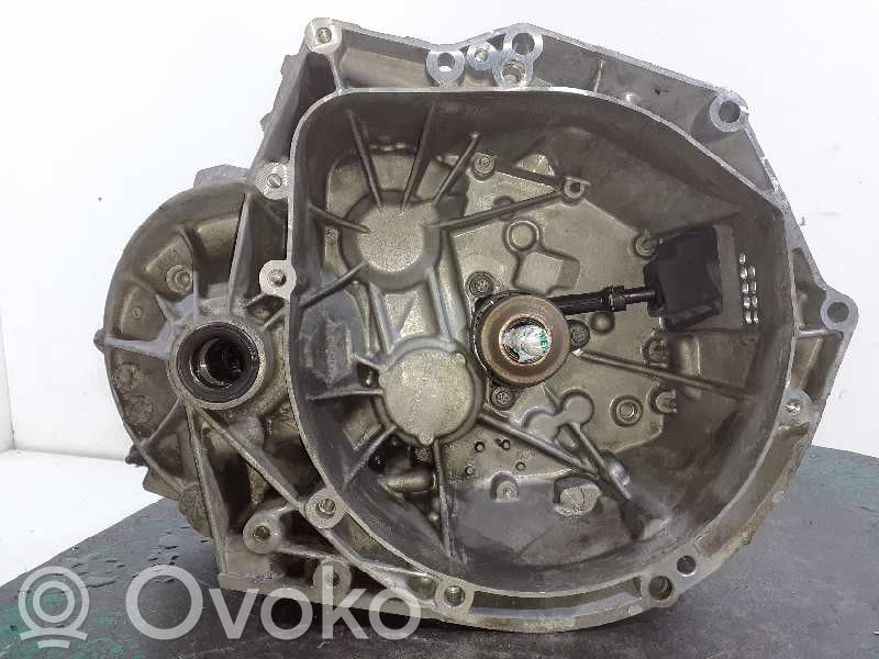 Peugeot 5008 Cutie viteze manuală cu 5 trepte 