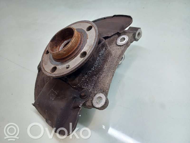 Volvo XC70 Achsschenkel vorne 