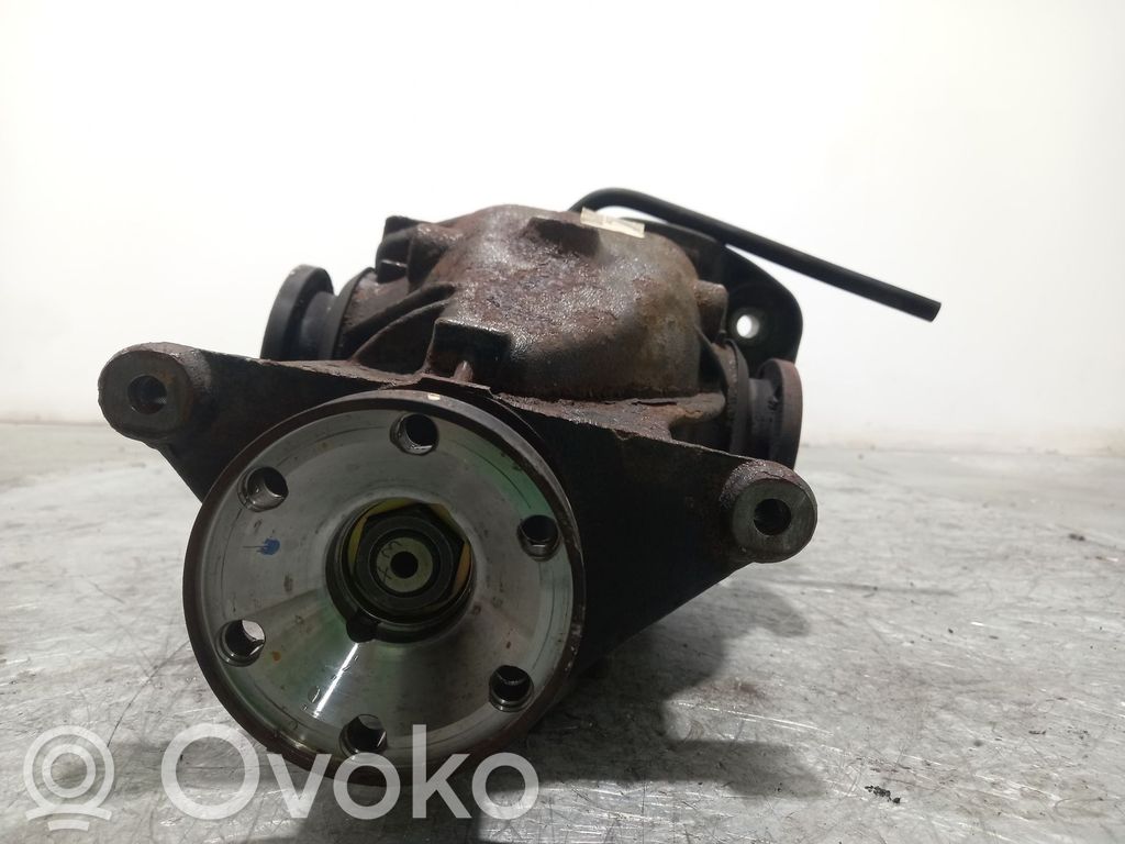 Hinterachsdifferential   33107510660,7510659