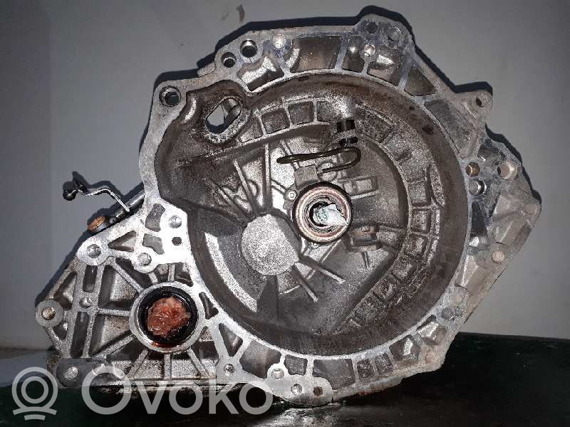 Opel Corsa D Scatola del cambio manuale a 5 velocità 