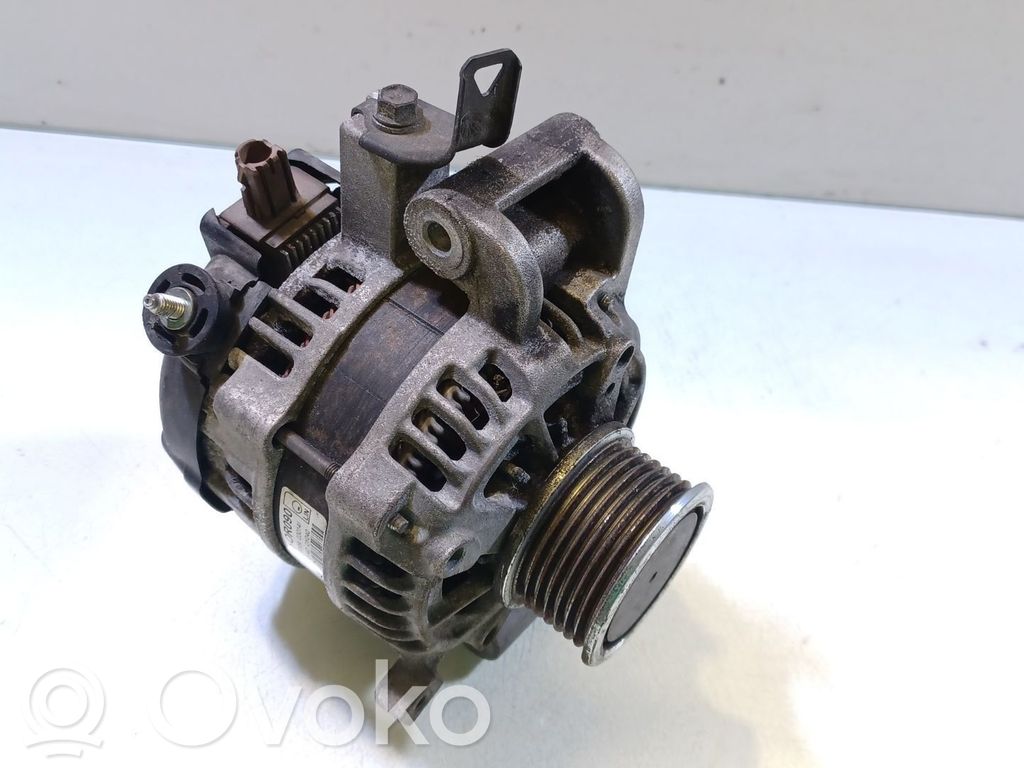Toyota Auris E180 Generatorius 