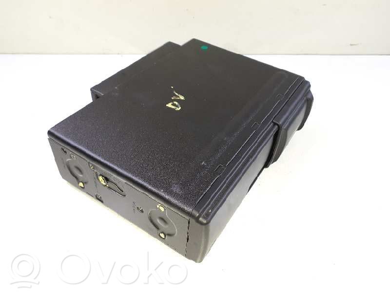 Porsche Cayenne (9PA) Radio/CD/DVD/GPS head unit 