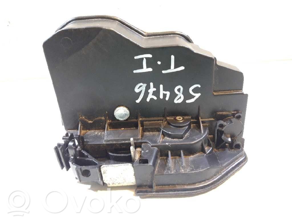 Takaoven lukko   7202147