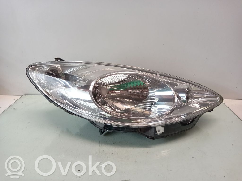 Scheinwerfer   89900054,620649