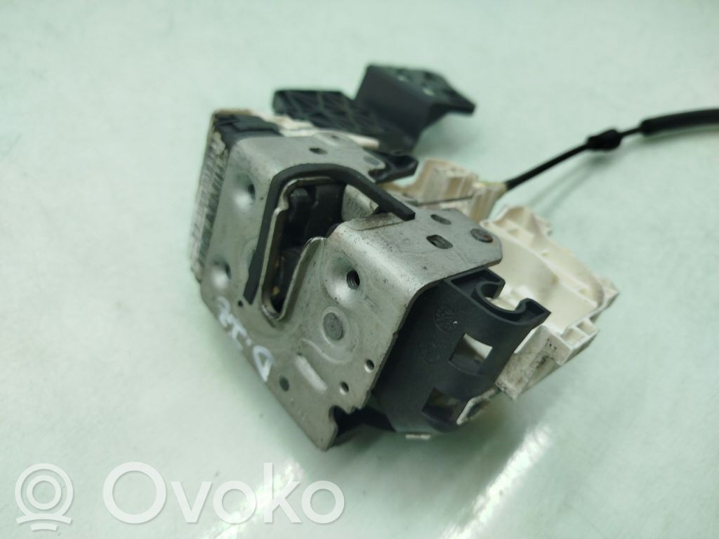 Chrysler Sebring (JS) Etuoven lukko 