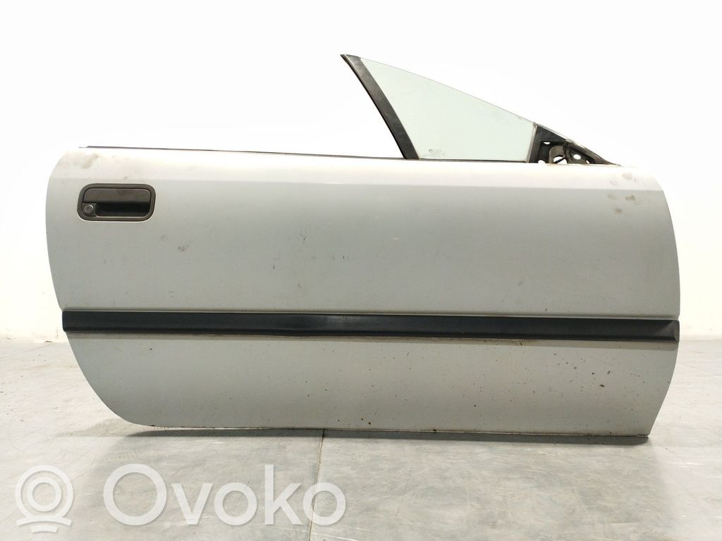 Opel Calibra Puerta delantera 