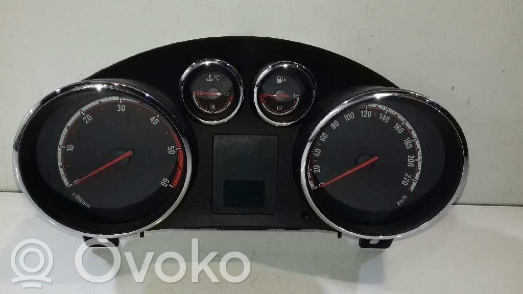 Opel Adam Nopeusmittari (mittaristo) 