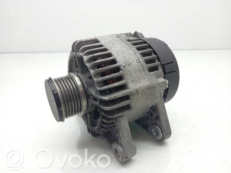 Peugeot 208 I Generatore/alternatore 