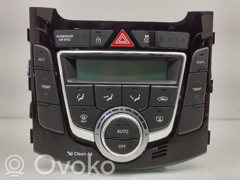 Hyundai i30 Unitate control climatizare 