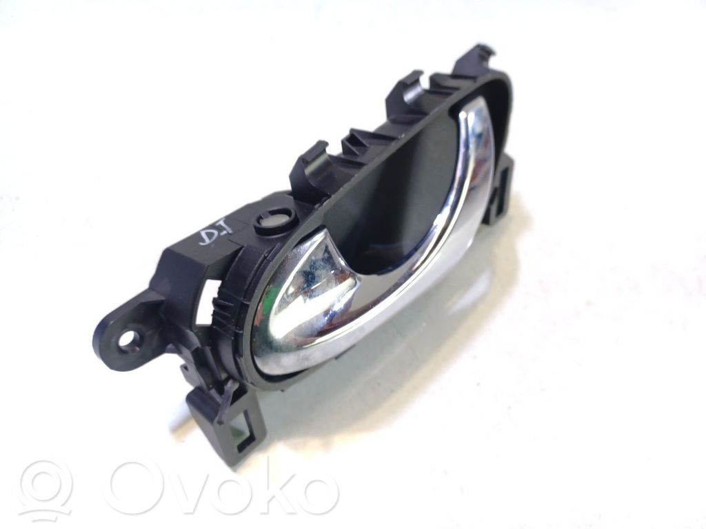 Nissan Qashqai Mâner interior ușă față 