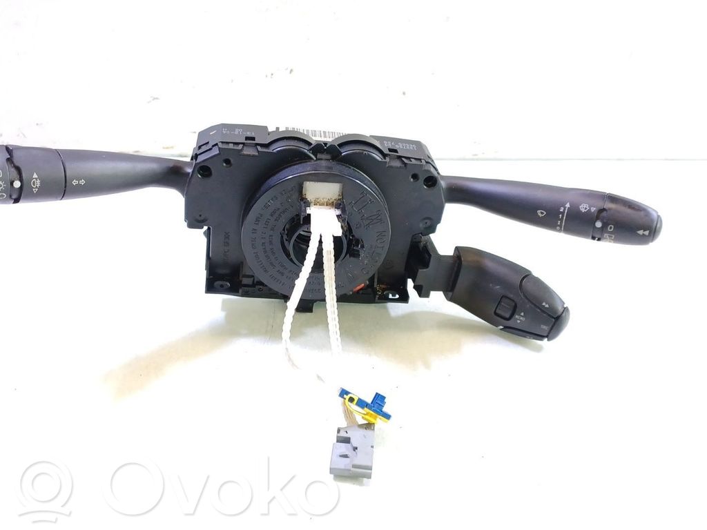 Interruptor de control del panel de luces   98069975XT,96628729XT6242CA,12275804