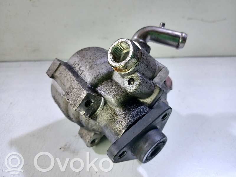 Opel Combo D Ohjaustehostimen pumppu 