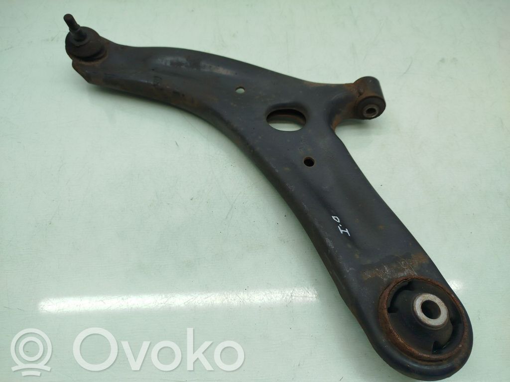 Front control arm   545001P000