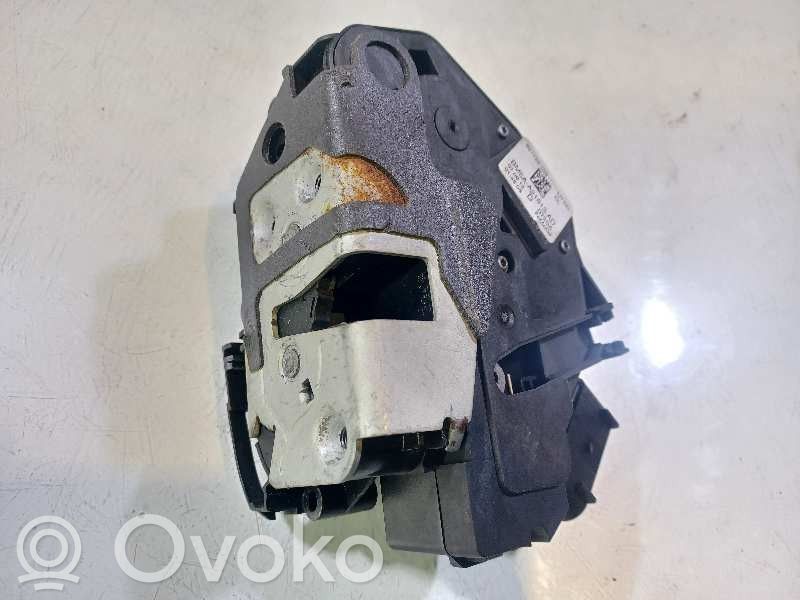 Etuoven lukko   2070970,BM5AA21813AD