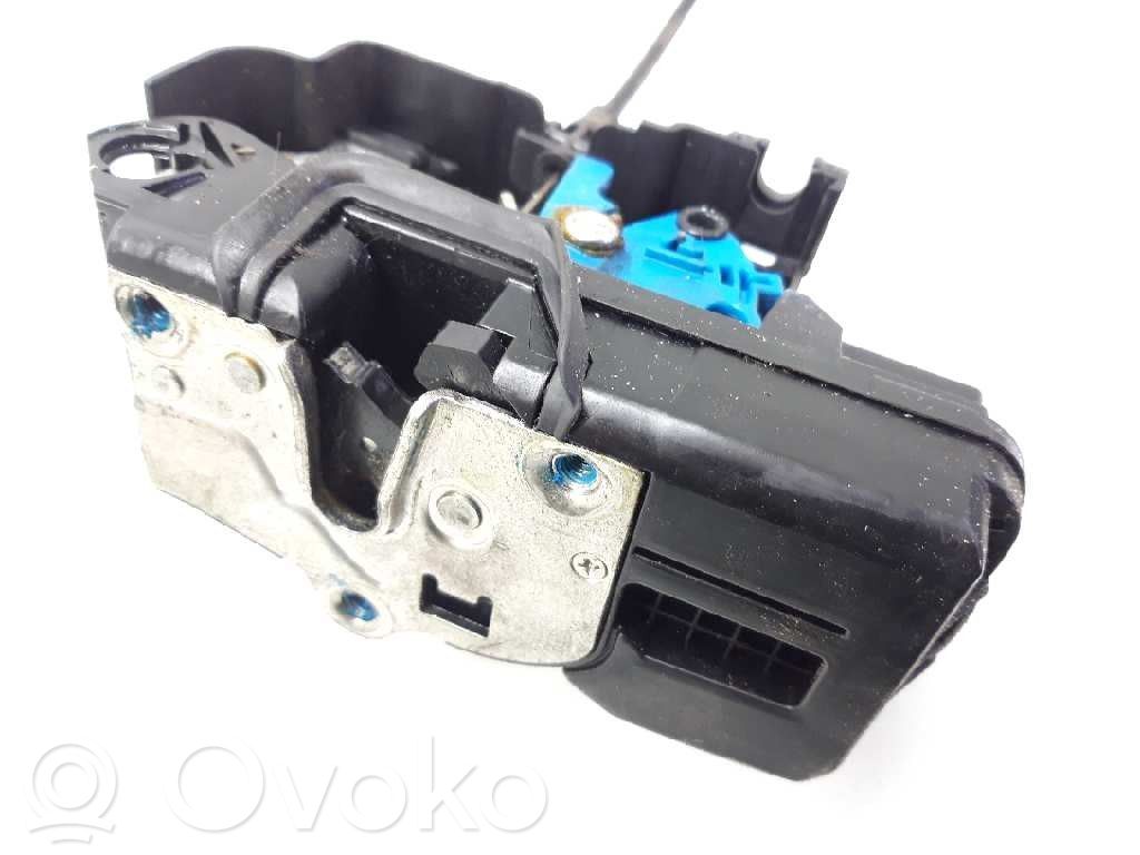 Opel Antara Front door lock 