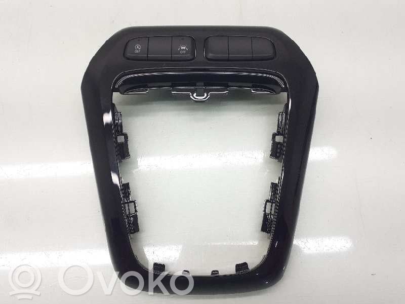 Opel Corsa F Moldura del panel 