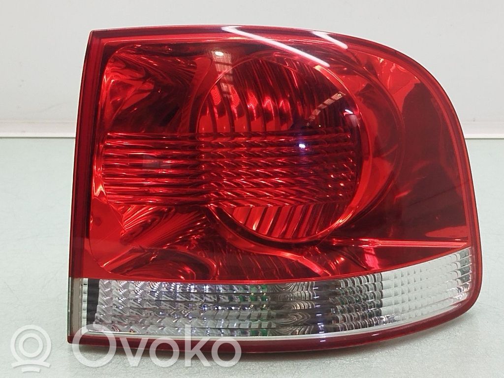 Volkswagen Touareg I Lampă spate în caroserie 