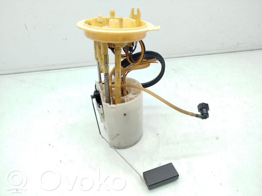 Bomba interna de combustible   5N0919088M,A2C82690500