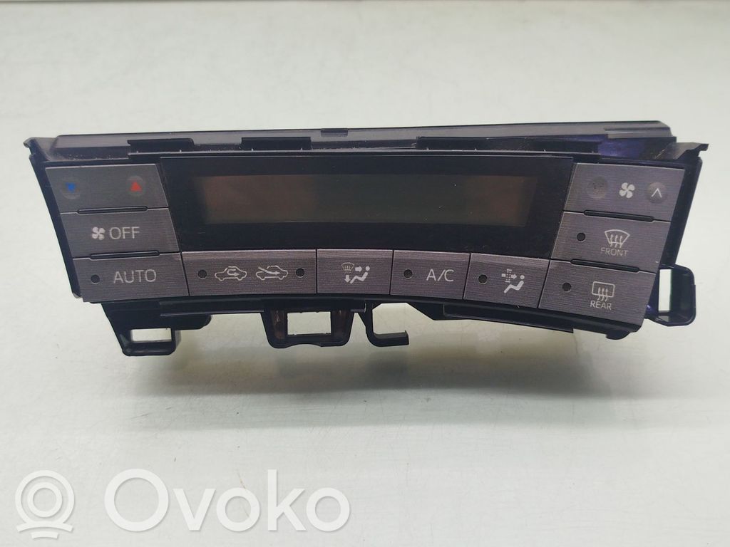 Toyota Prius (XW30) Panel klimatyzacji 