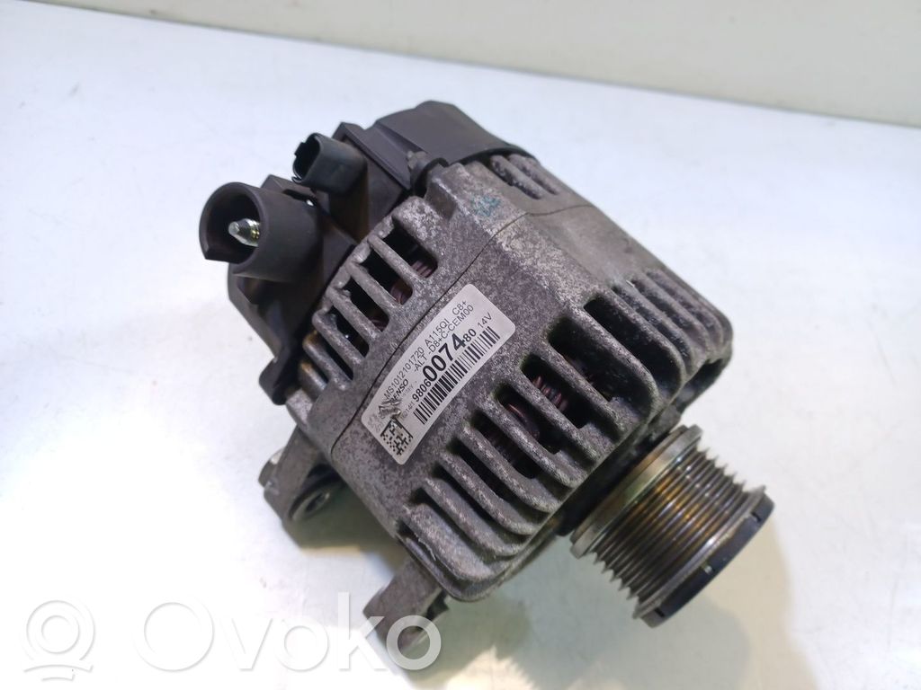 Peugeot 208 I Generatore/alternatore 