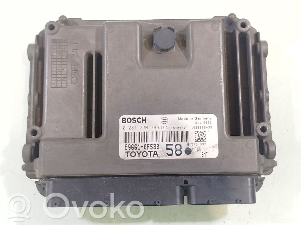 Toyota Verso Engine control unit/module ECU 