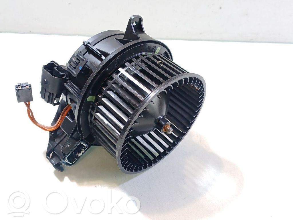 Audi A1 Wentylator nawiewu / Dmuchawa 