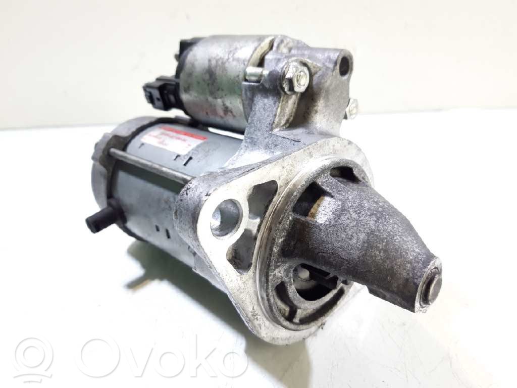 Toyota Corolla Verso E121 Starteris 