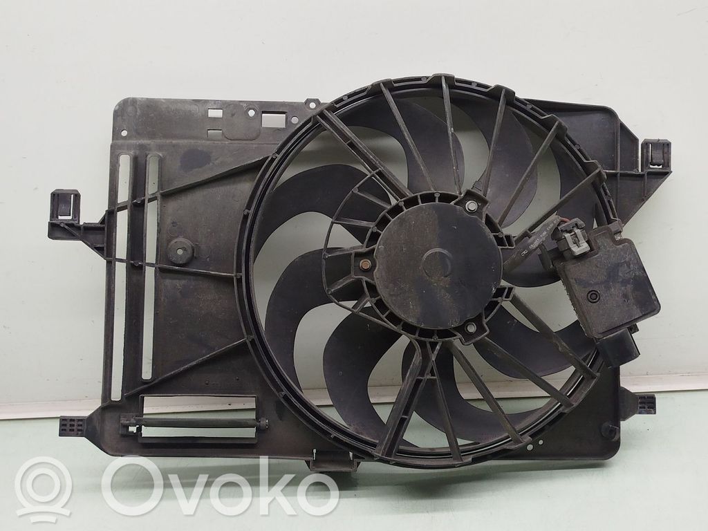 Ford C-MAX II Elektrisks radiatoru ventilators 