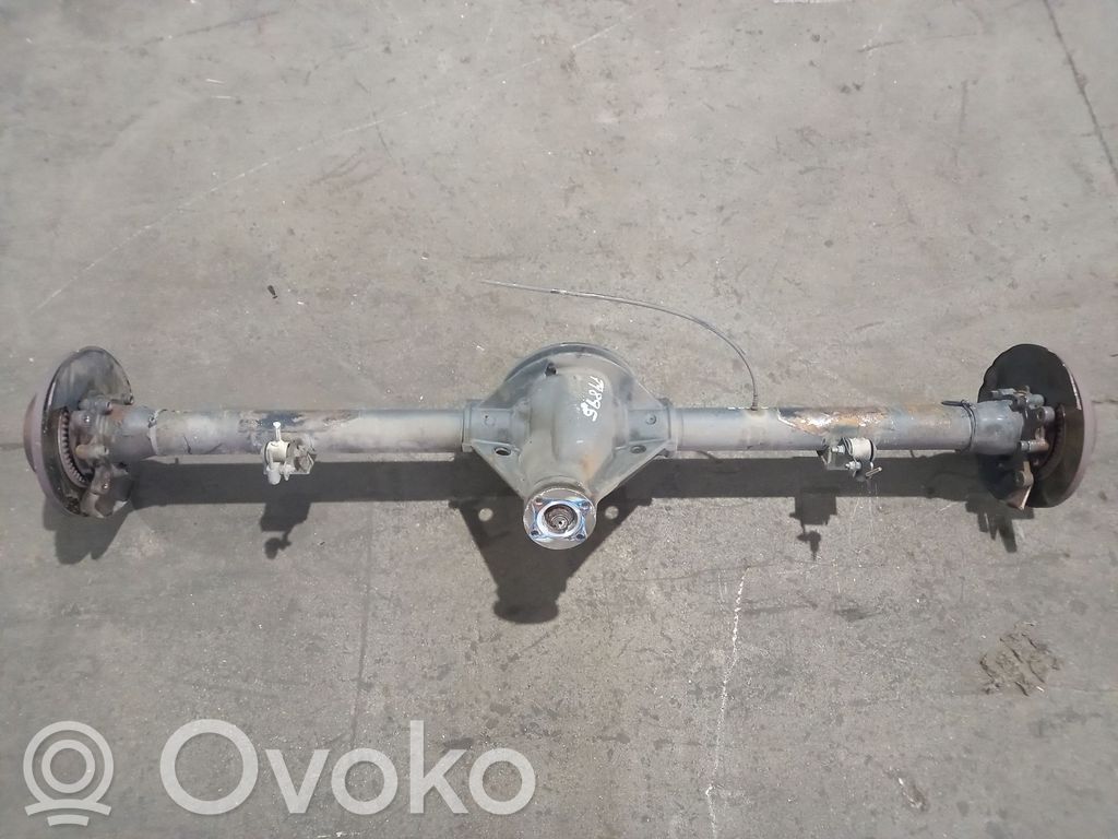 Iveco Daily 5th gen Eje trasero con reductor 