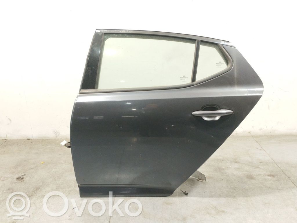 Puerta trasera   770032T000