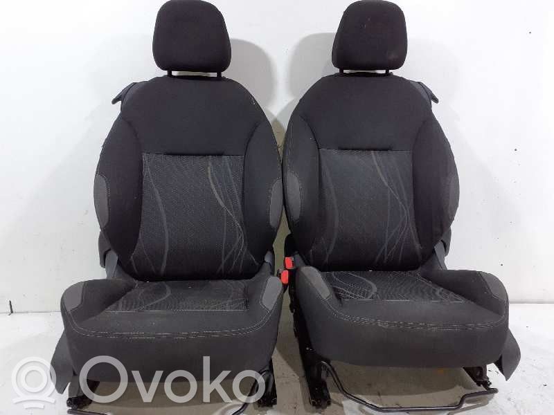 Peugeot 208 I Tapicerka / Komplet 