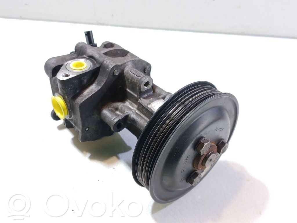 BMW 5 F10 F11 Power steering pump 
