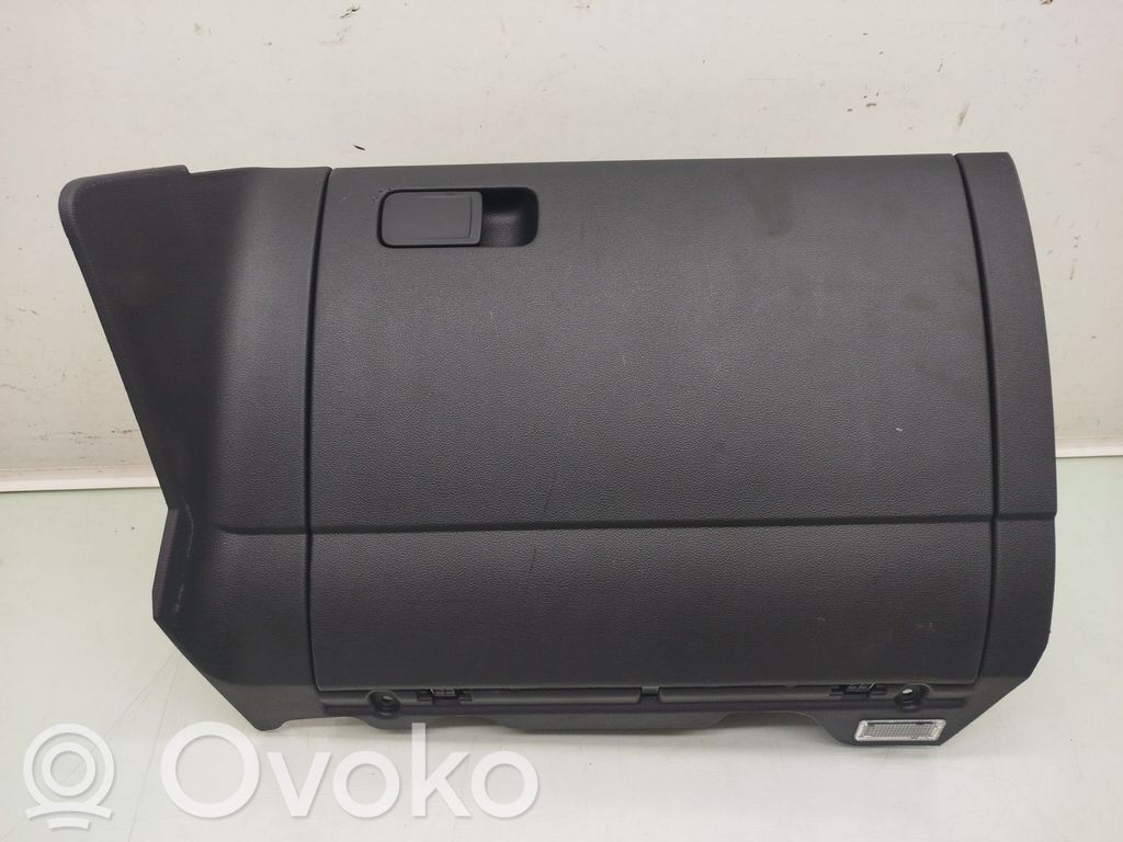 Volkswagen Golf SportWagen Daiktadėžė 