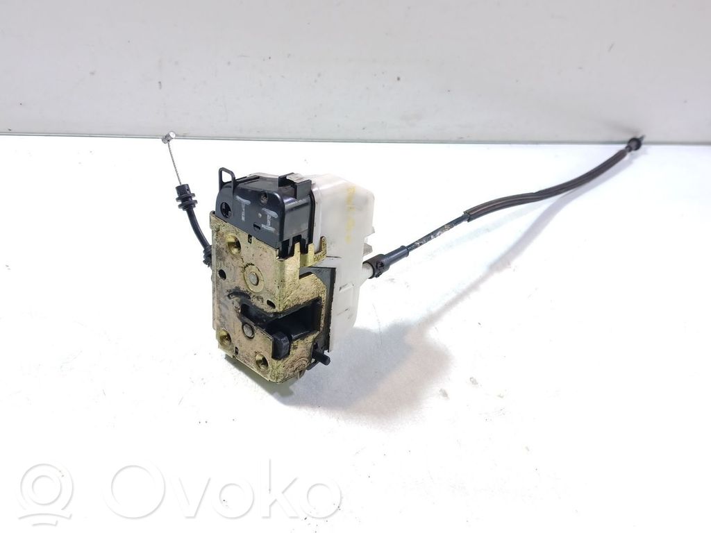 Citroen C3 Aizmugurē slēdzene 