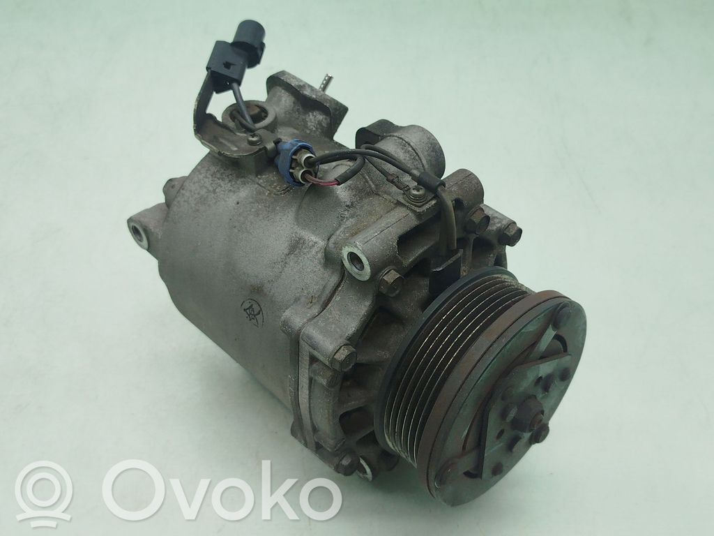 Mitsubishi Grandis Compresor (pompă) aer condiționat (A/C) 
