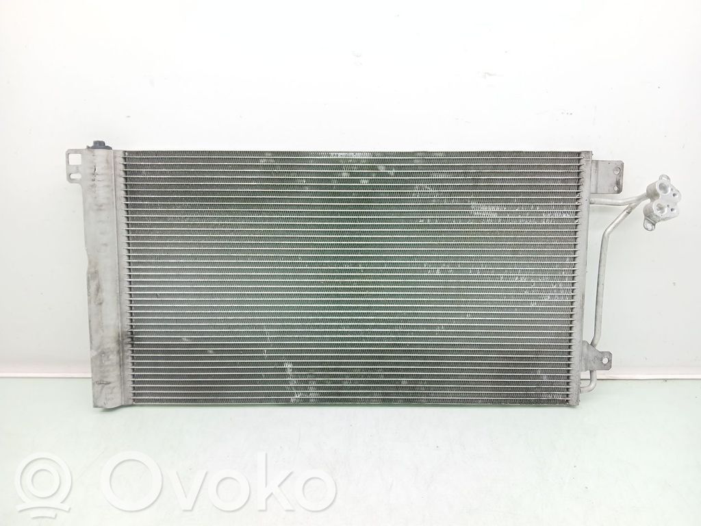 Volkswagen Transporter - Caravelle T5 Radiatore di raffreddamento A/C (condensatore)
