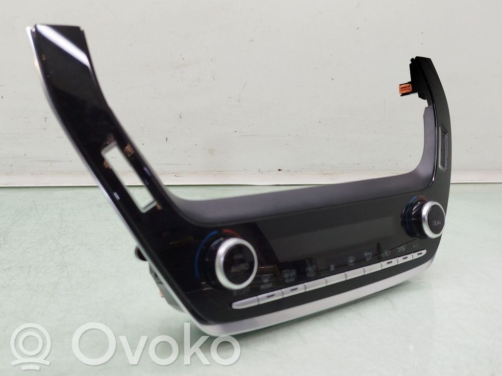 Climate control unit   5590002F30,7037F25