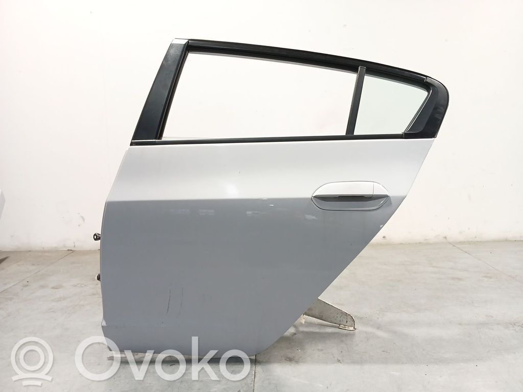 Honda Insight Galinės durys 