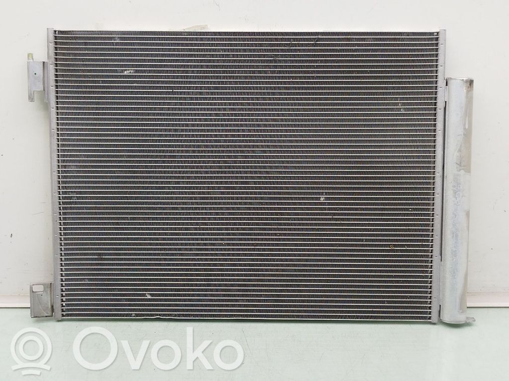 Renault Clio IV Oro kondicionieriaus radiatorius aušinimo 