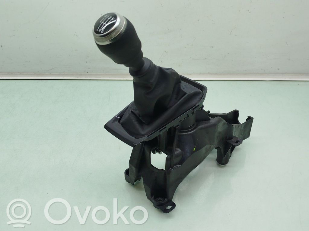 Renault Clio IV Drążek zmiany biegów 