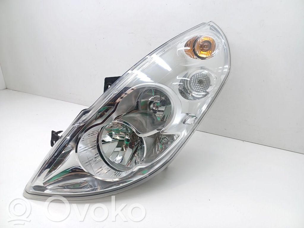 Renault Master III Headlight/headlamp 