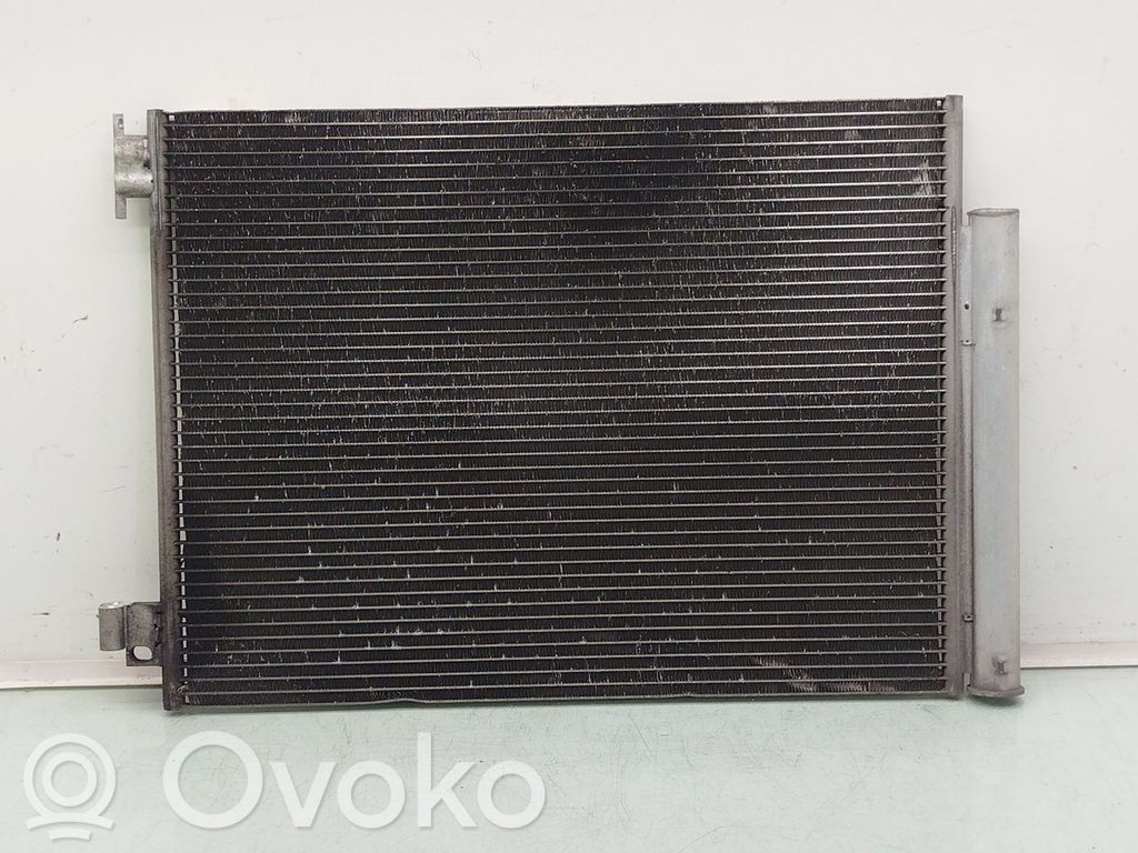 Renault Captur Radiator răcire A/C (condensor) 