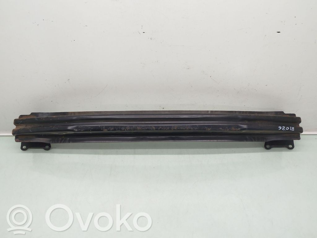 Volkswagen Golf SportWagen Etupuskurin kannake 