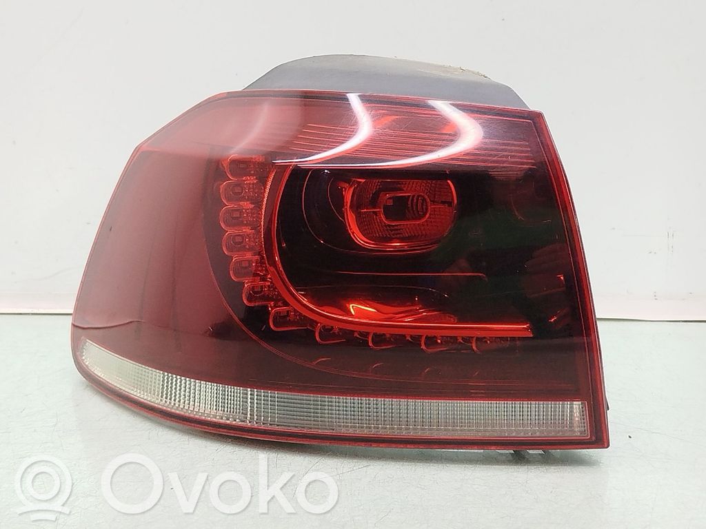 Volkswagen Golf SportWagen Bec lampă spate 